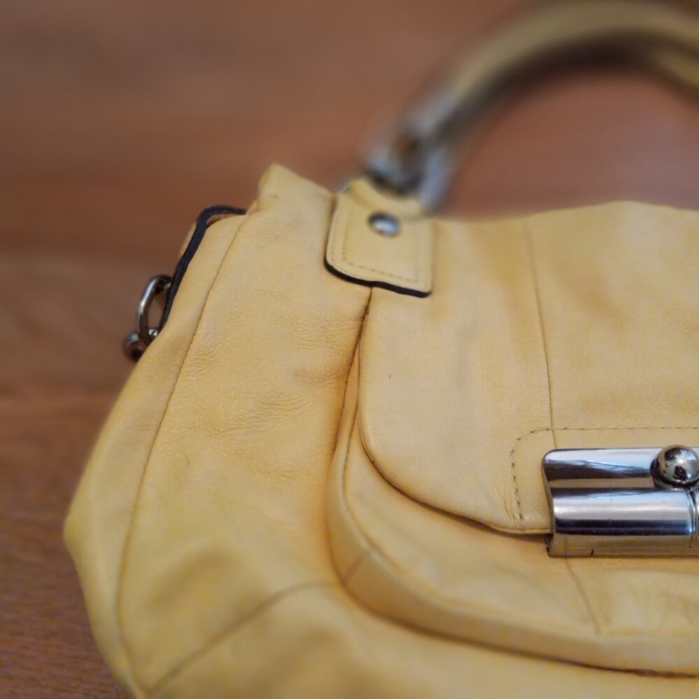 Coach Purse Yellow and Silver - Picture 15 of 15